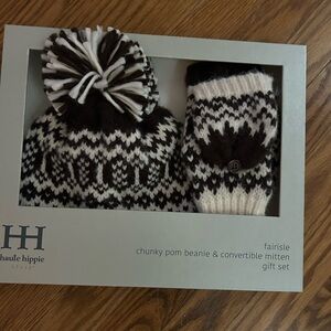 NWT Haute Hippie Fairisle Brown & white Knit Chunky Pom Beanie Mittens